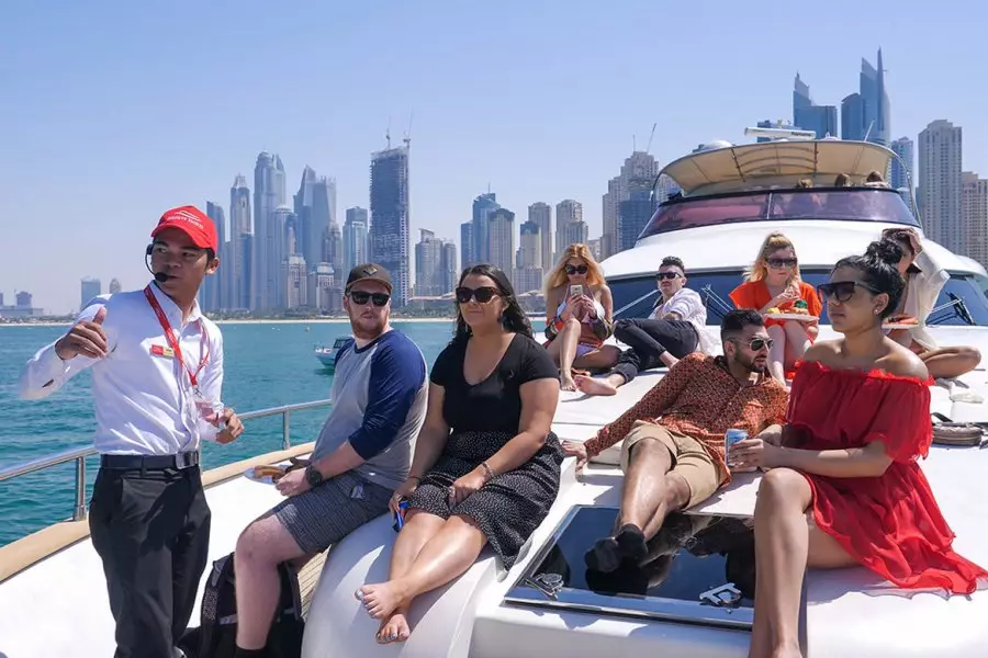 Yacht Share Tour in Dubai